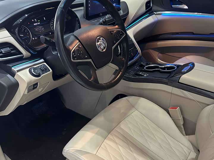Фото 8 - Buick GL8 ES