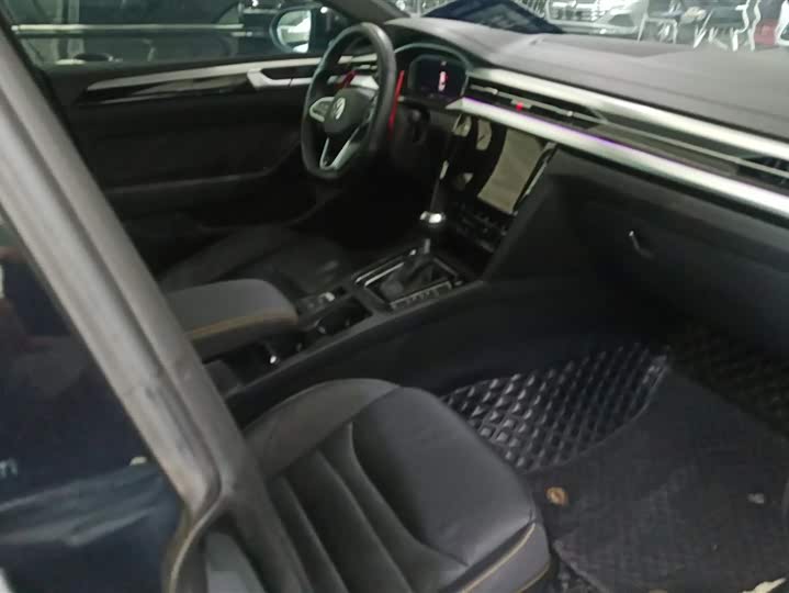 Фото 8 - Volkswagen CC