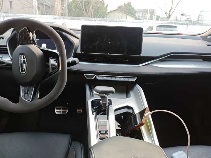 Фото 3 - Geely Preface