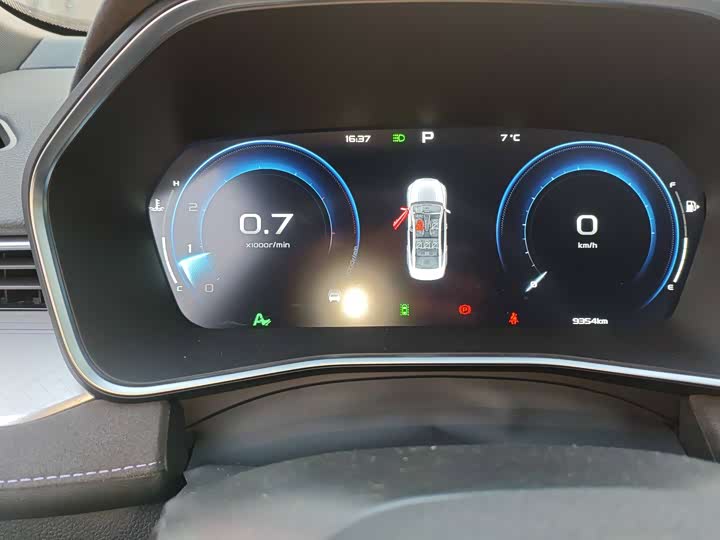 Фото 4 - Geely Preface