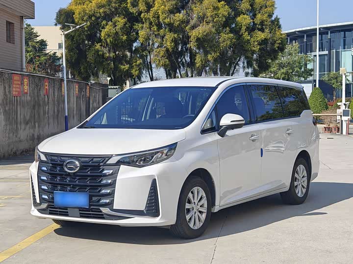 Фото 1 - GAC Trumpchi M6