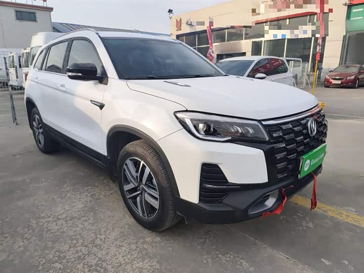 Фото 4 - Changan CS75