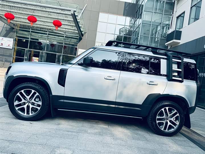 Фото 7 - Land Rover Defender