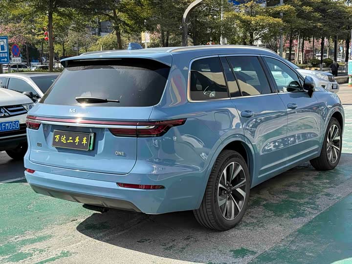 Фото 6 - LiXiang One