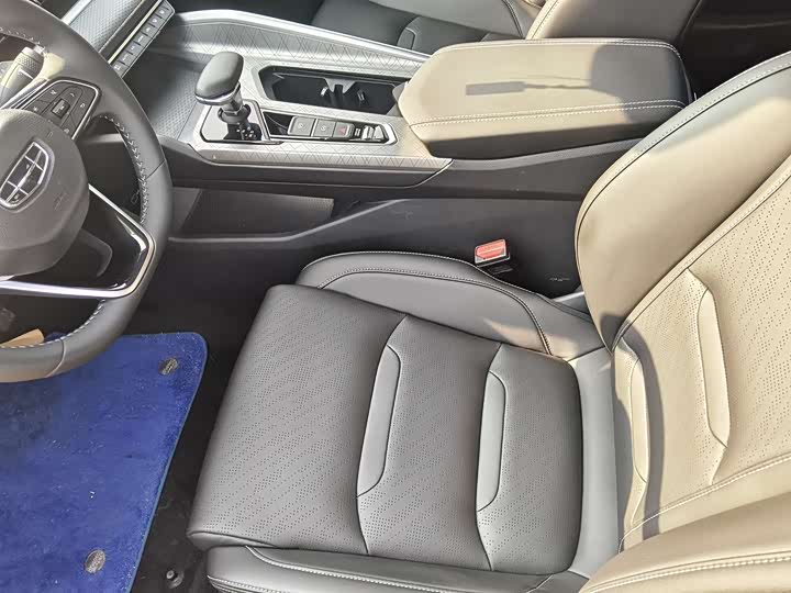 Фото 8 - Geely Preface