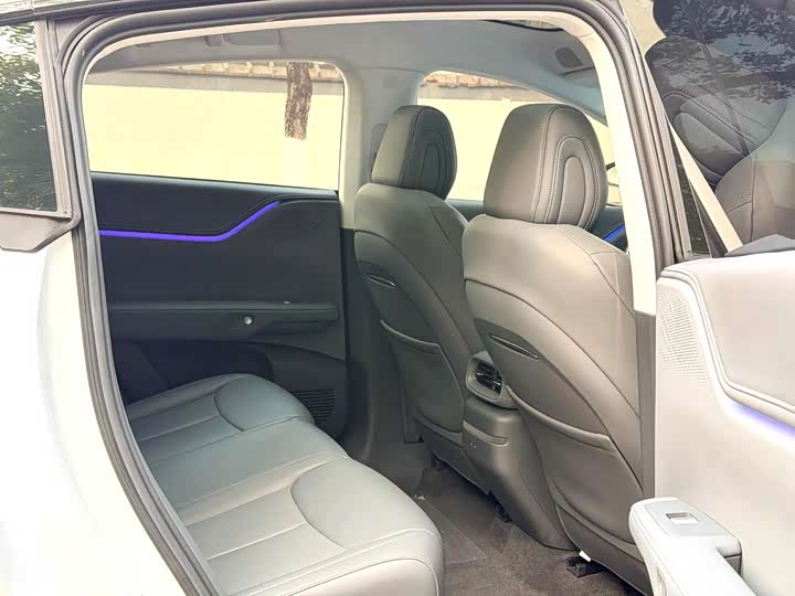 Фото 9 - XPeng G6