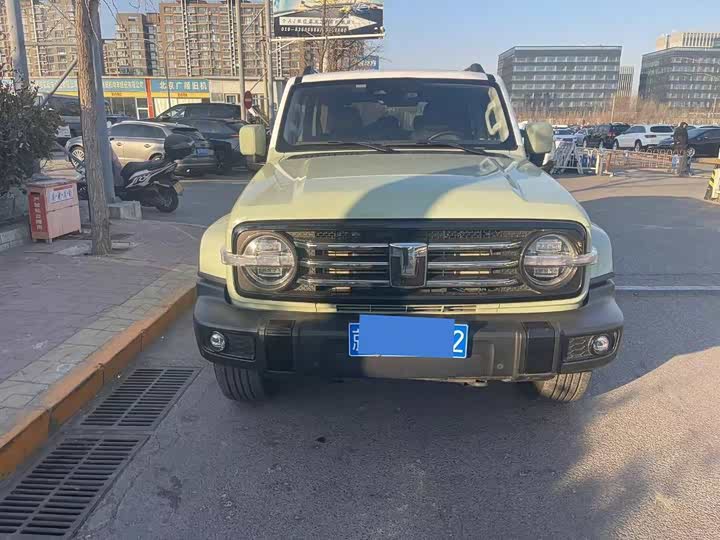 Фото 2 - Tank 300