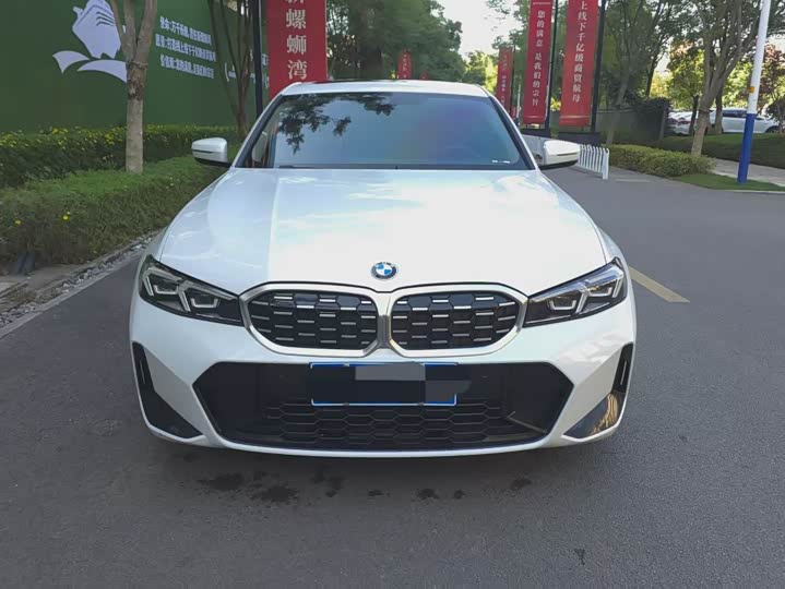 Фото 2 - BMW 3 Series