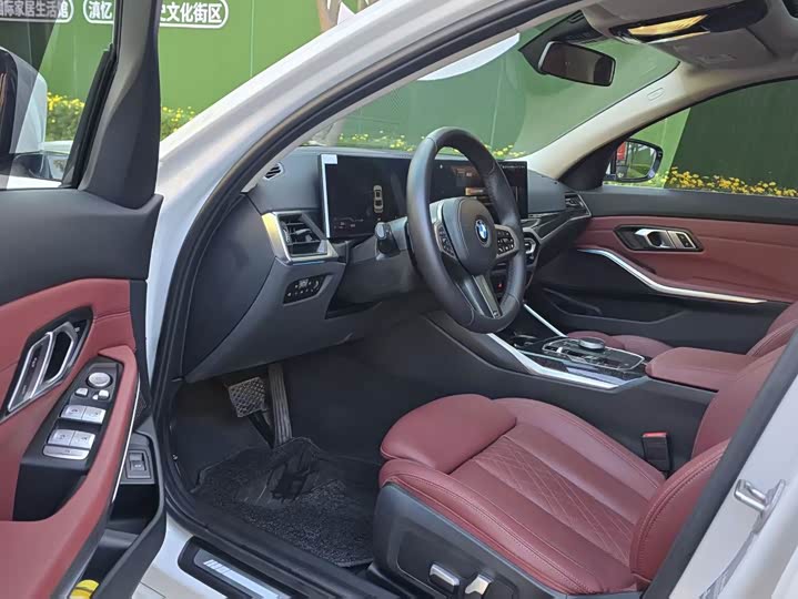 Фото 3 - BMW 3 Series