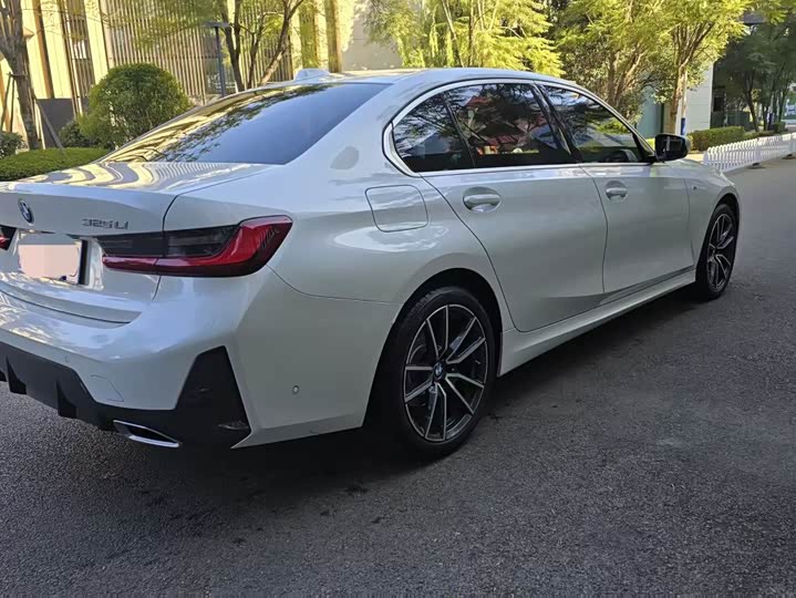 Фото 9 - BMW 3 Series