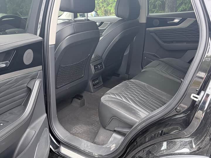 Фото 6 - Hongqi HS5