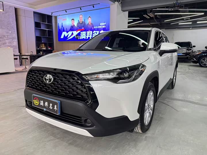 Фото 1 - Toyota Corolla Cross