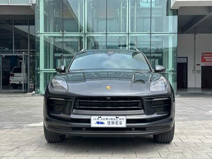 Фото 2 - Porsche Macan