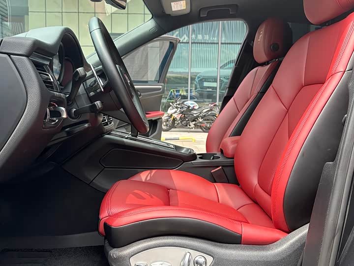 Фото 7 - Porsche Macan