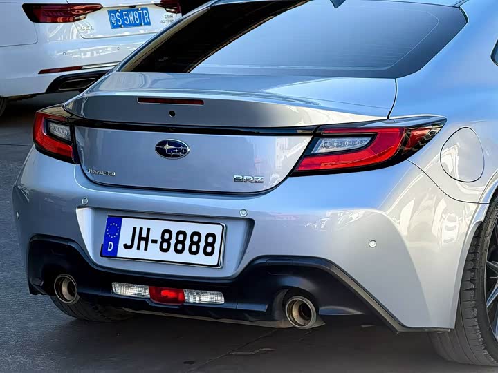 Фото 4 - Subaru BRZ