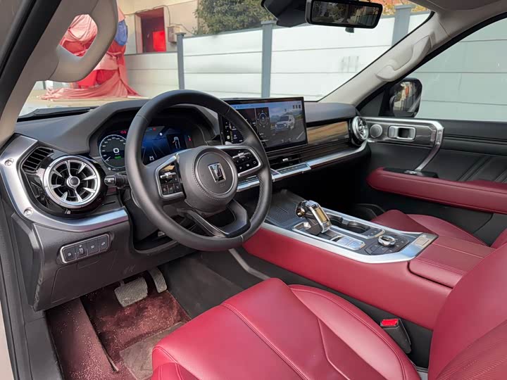 Фото 6 - Tank 400 Hybrid