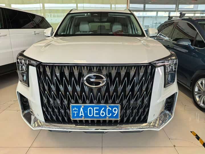 Фото 2 - GAC Trumpchi GS8