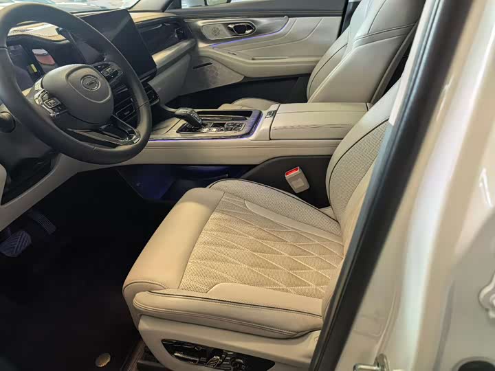 Фото 6 - GAC Trumpchi GS8