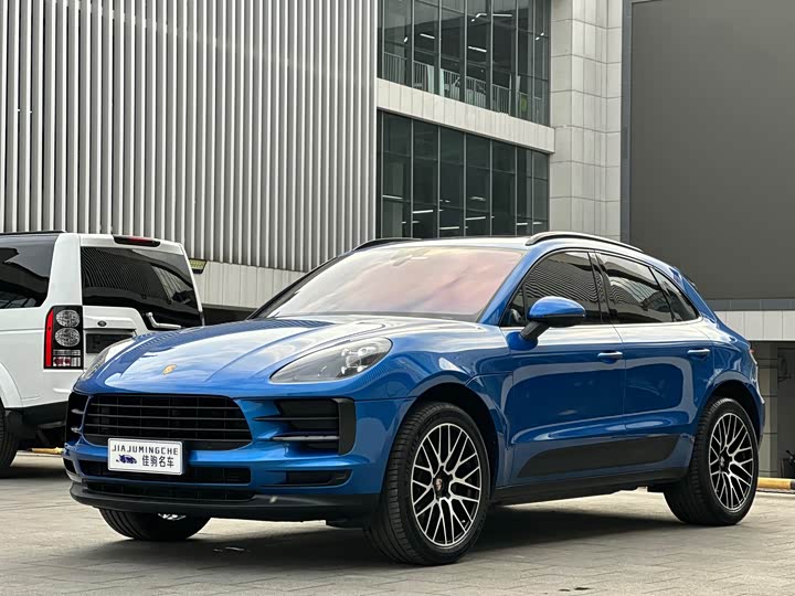Фото 1 - Porsche Macan