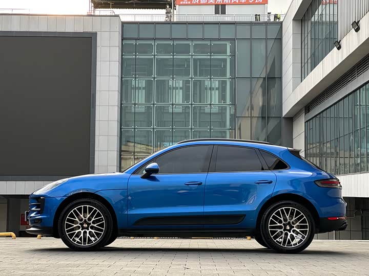 Фото 7 - Porsche Macan
