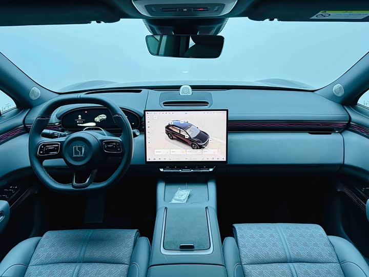 Фото 8 - Zeekr 7X