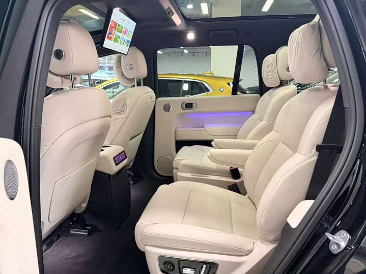 Фото 8 - LiXiang L9