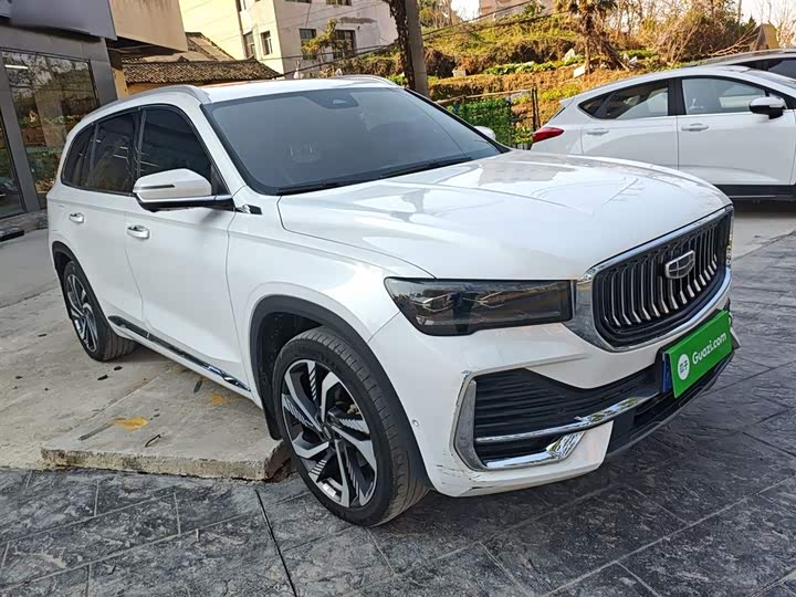 Фото 4 - Geely Monjaro