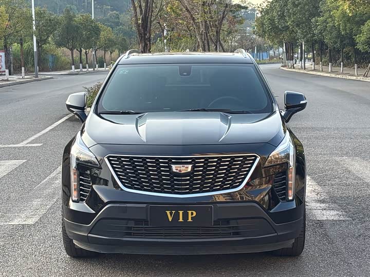 Фото 2 - Cadillac XT4