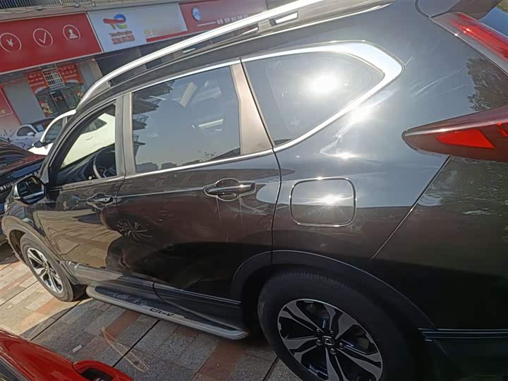 Фото 5 - Honda CR-V