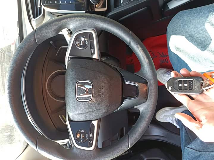 Фото 9 - Honda CR-V