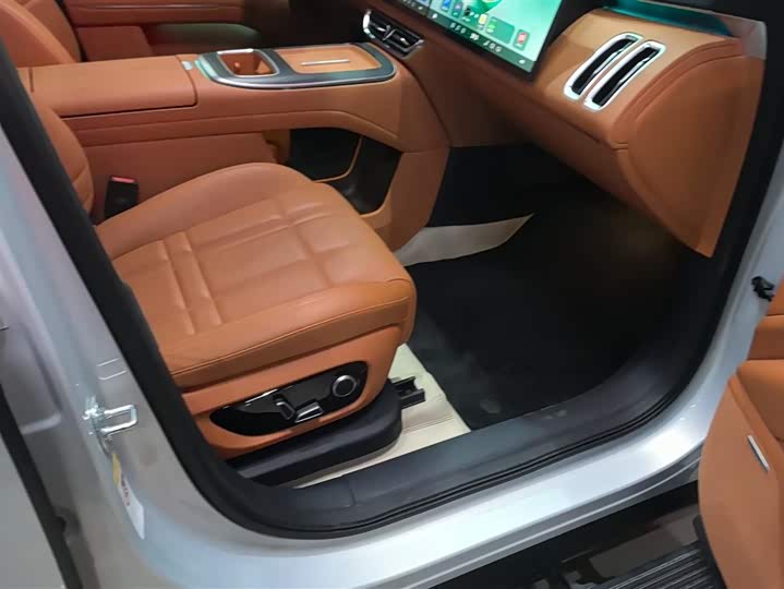 Фото 8 - Changan Deepal S09