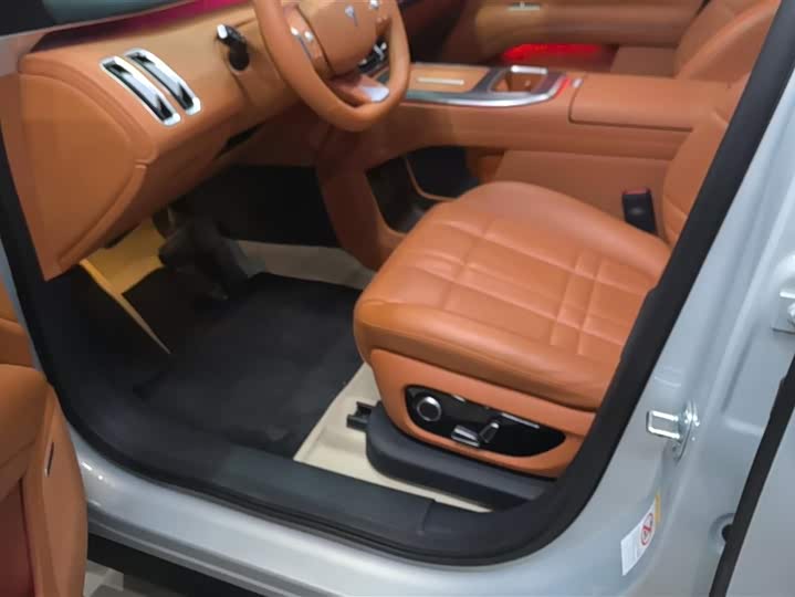 Фото 9 - Changan Deepal S09