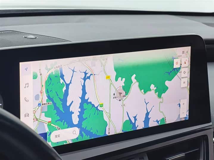 Фото 8 - Lexus ES