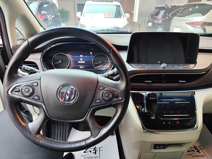 Фото 6 - Buick GL8 ES