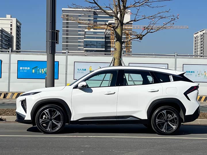 Фото 4 - Geely Galaxy L7