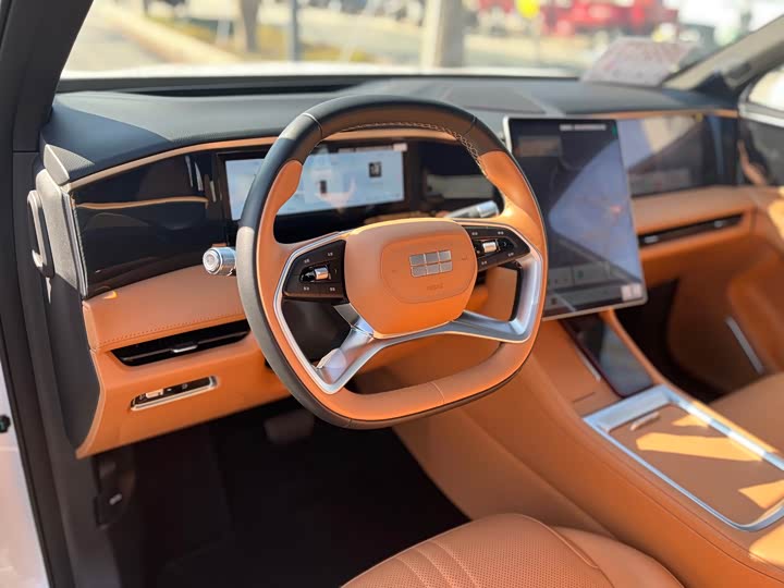 Фото 8 - Geely Galaxy L7