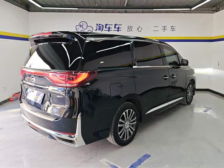 Фото 3 - GAC Trumpchi M8