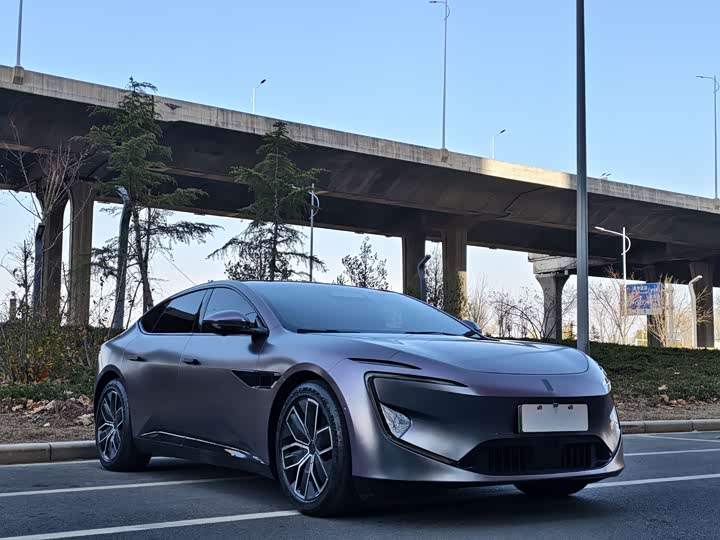 Фото 3 - Avatr 12