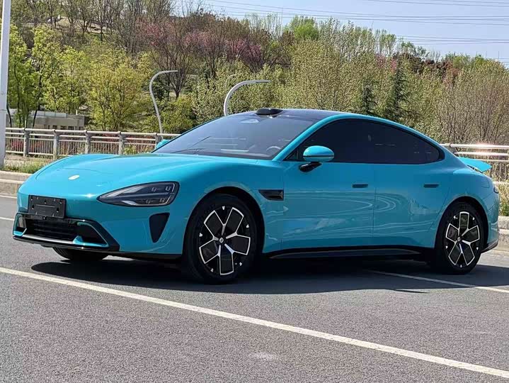 Фото 1 - Xiaomi SU7