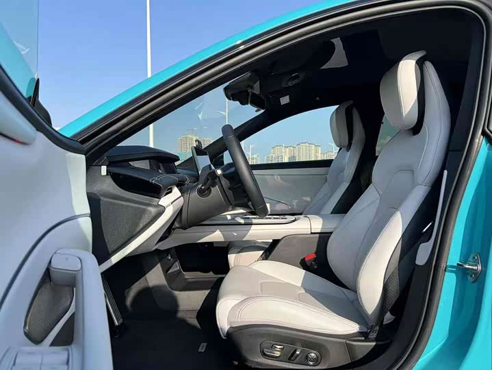 Фото 5 - Xiaomi SU7