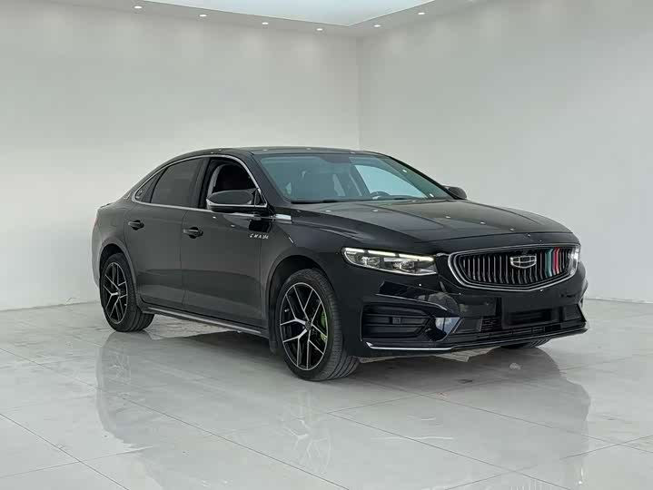 Фото 3 - Geely Preface