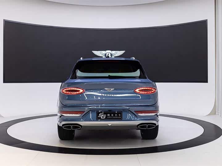 Фото 5 - Bentley Bentayga