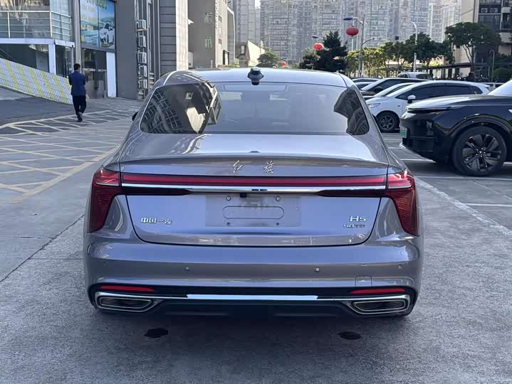 Фото 3 - Hongqi H5
