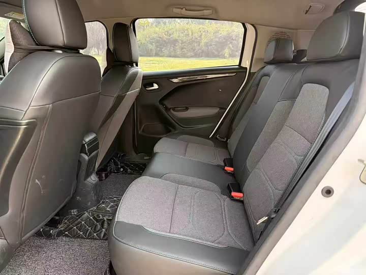 Фото 4 - Citroen C3-XR