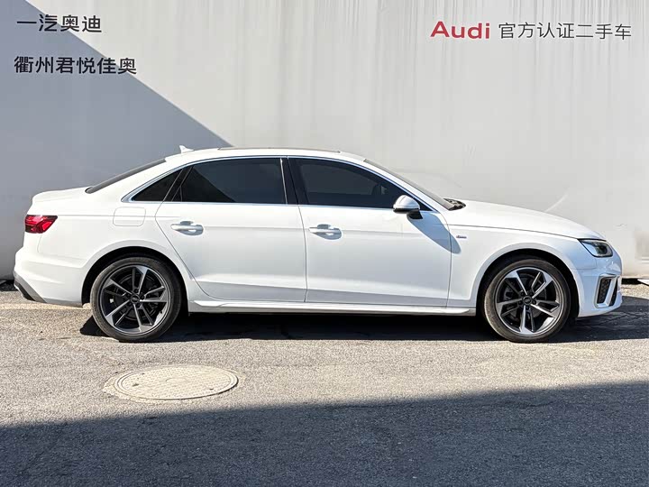 Фото 3 - Audi A4L
