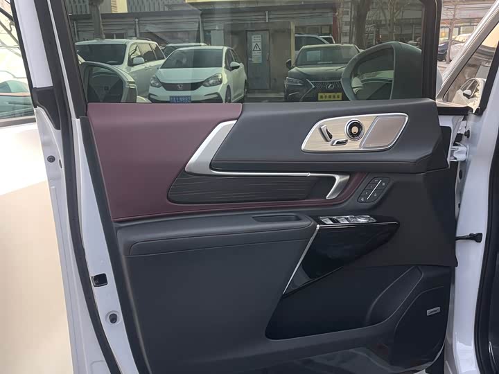 Фото 6 - Buick GL8 Century