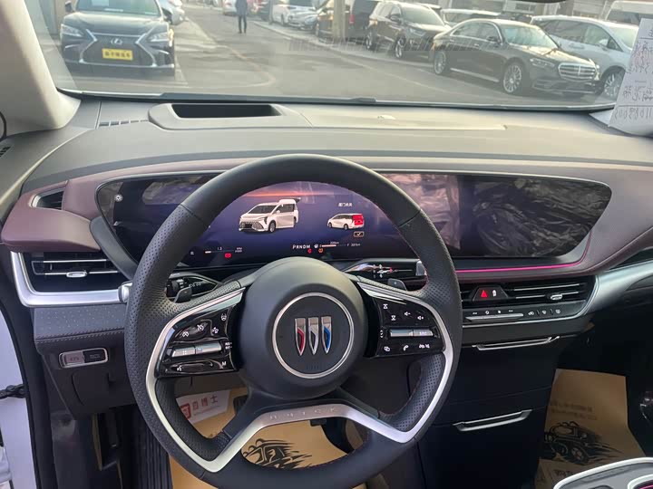 Фото 8 - Buick GL8 Century