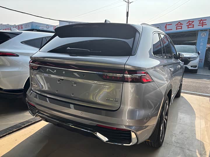 Фото 5 - Geely Monjaro