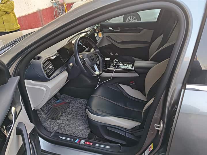 Фото 9 - BYD Qin Plus