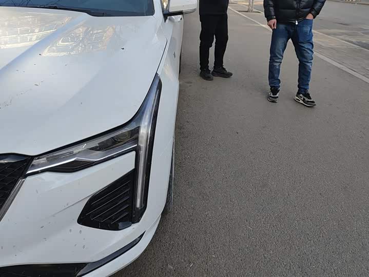 Фото 5 - Cadillac CT4